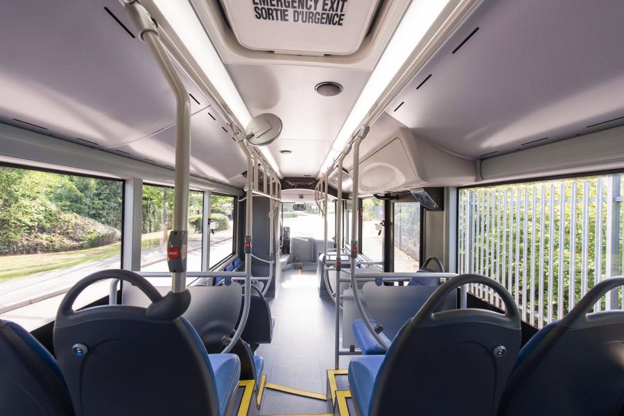 Интерьер Alexander Dennis Enviro200 2017 года  (NA) (фото 13 из 13)